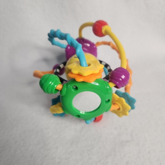 VTech Lil' Critters Shake, Wobble Busy Ball, Fisher-Price Poppity Pop Turtle Set - Picture 9 of 14
